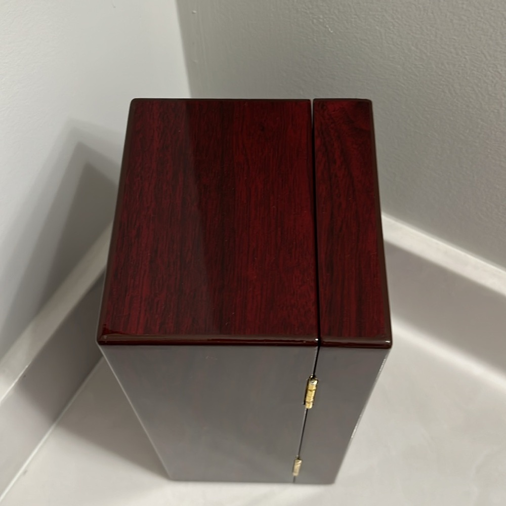 Dewar’s Signature Box - Picture 6 of 8